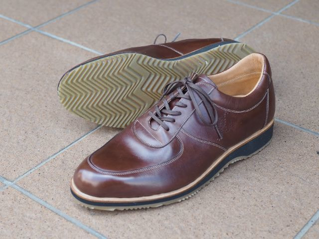 レザースニーカー